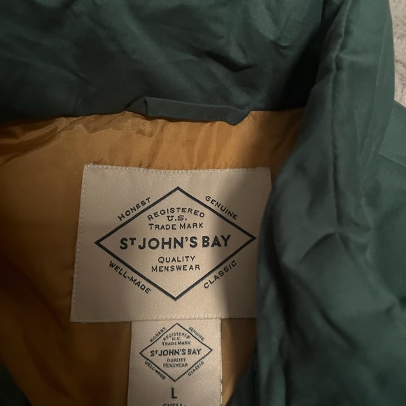 Men’s puffer vest - Picture 2 of 2